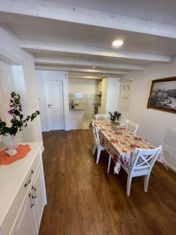 Apartment Concetta 茨雷斯 外观 照片